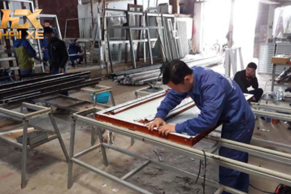 7 Lưu Ý Quan Trọng Khi Chọn Đơn Vị Gia Công Nhôm Kính Trọn Gói